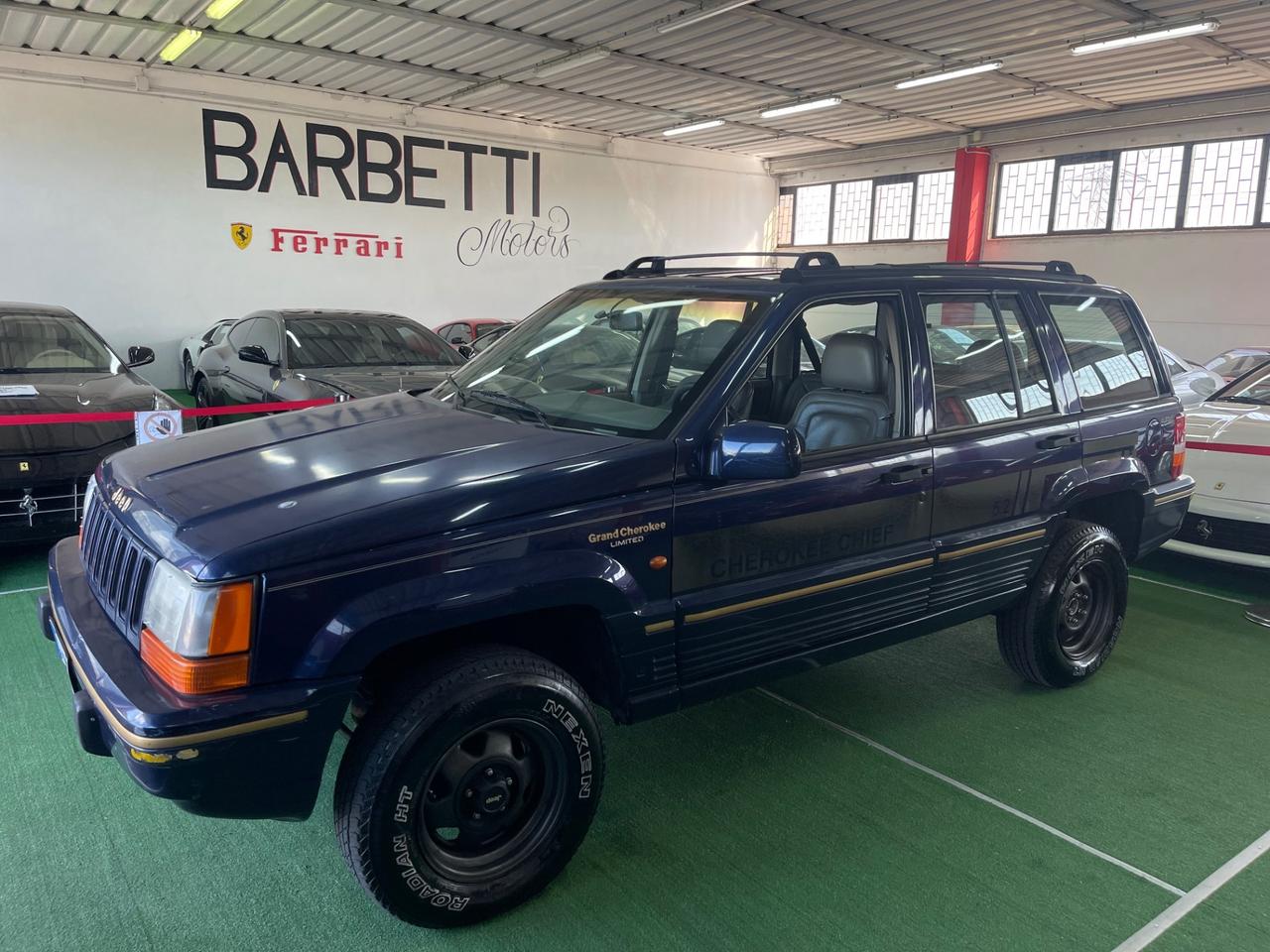 Jeep Grand Cherokee Chief 5.2 V8 Gpl ASI PERMUTE RATE