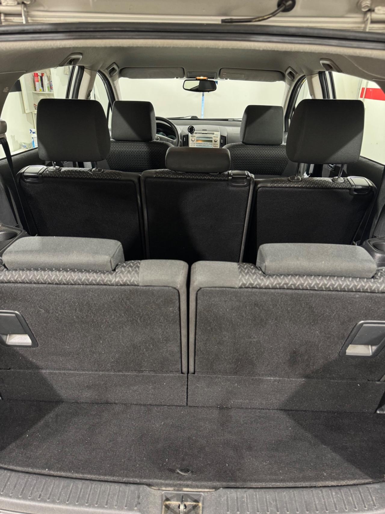 Toyota Corolla Verso 1.8 16V Sol 7pti