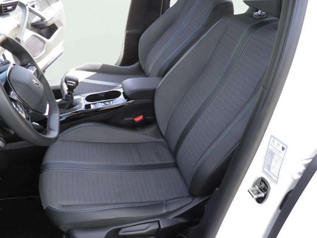 PEUGEOT 2008 PureTech 100 S&S Allure