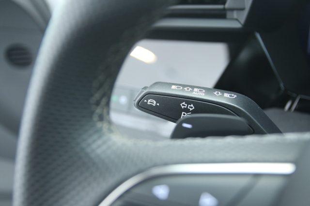 AUDI A3 SPB 35 TFSI S tronic S line edition Black Line