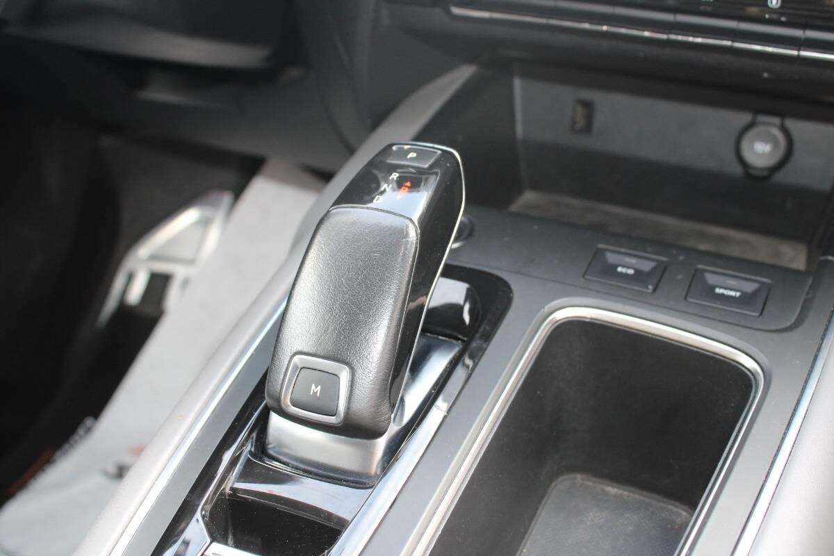 Citroen C5 Aircross 1.5 bluehdi Shine s&s 130cv eat8 Con NAVIGATORE