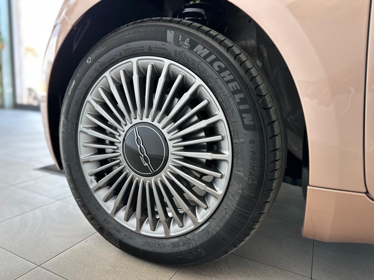 Fiat 500 1.0 70cv Hybrid Icon Nuova Pronta Consegna