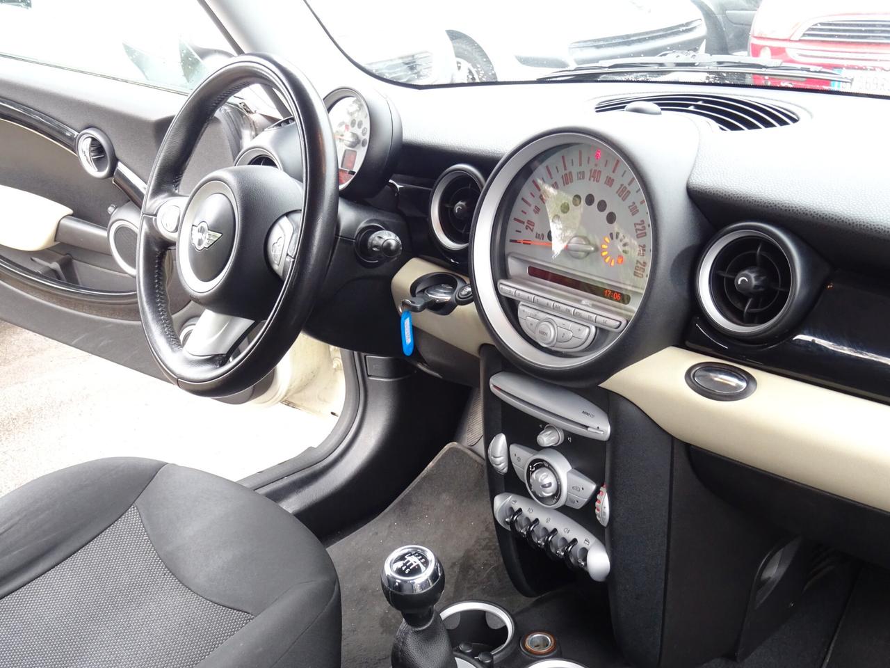 Mini 1.6 16V One 98cv