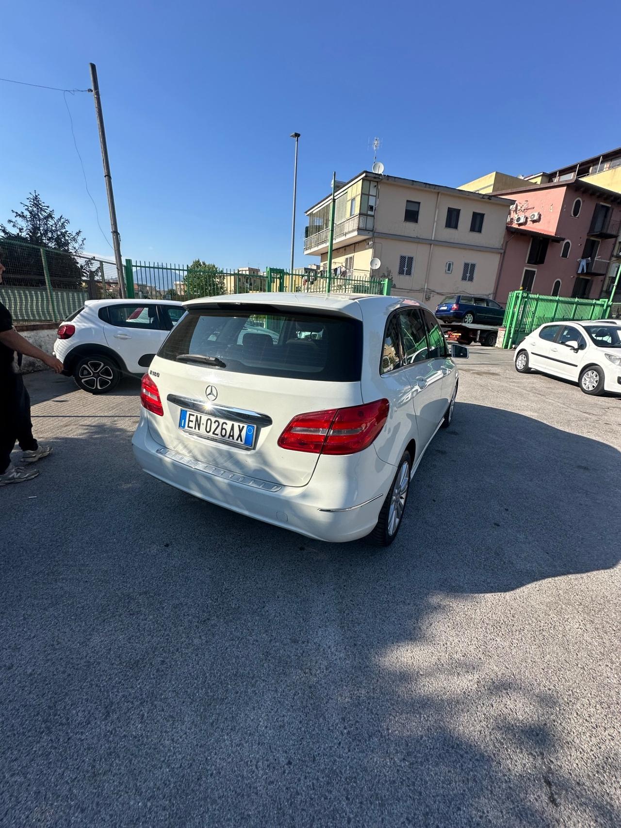 Mercedes-benz B 180 BlueEFFICIENCY Premium