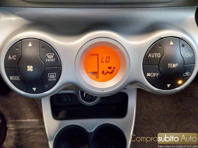 TOYOTA Urban Cruiser 1.4 D-4D AWD Luxury