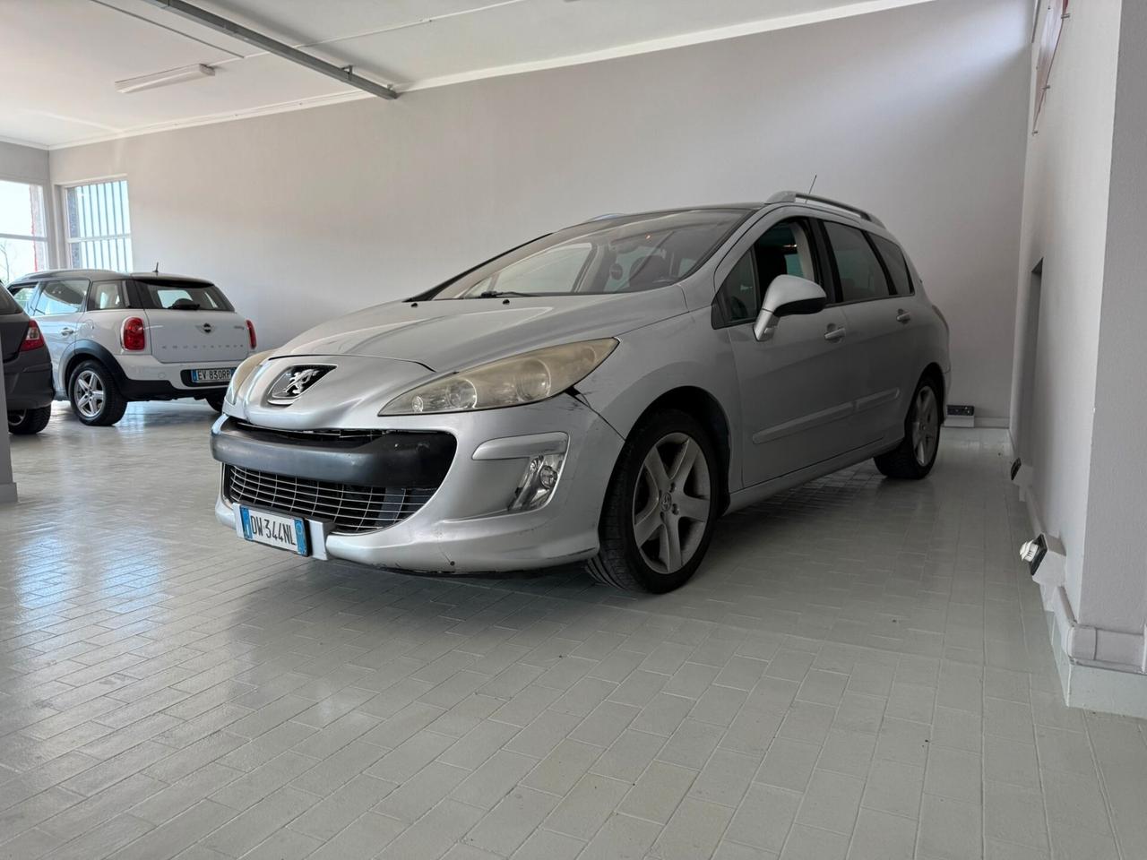 Peugeot 308 1.6 HDi 110CV SW Ciel Féline NEOPATENTATI