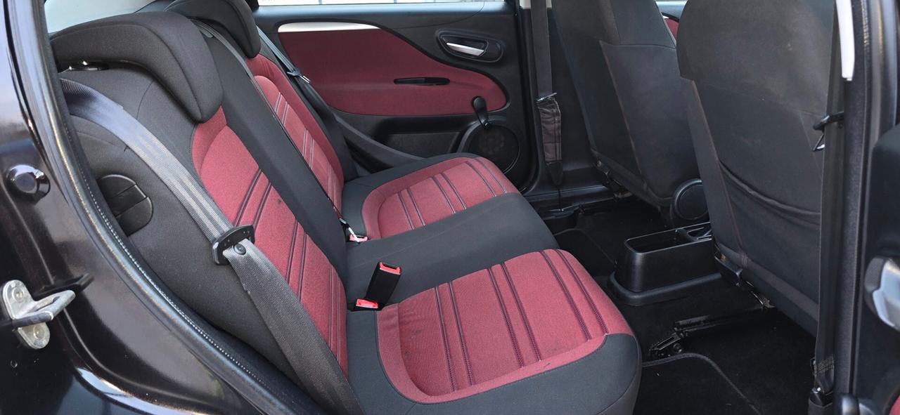 Fiat Grande Punto 1.4 5 porte metano valido per 4 anni