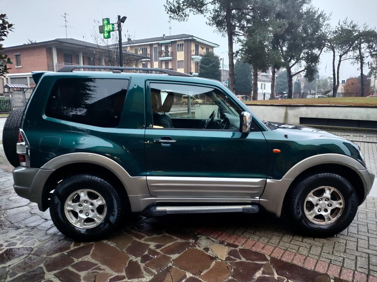 Mitsubishi Pajero 3.2 16V DI-D 3p. GLS1