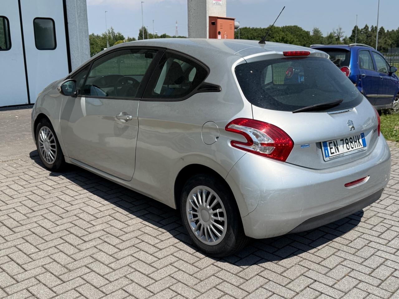 Peugeot 208 1.2 VTi 82 CV 3 porte Access