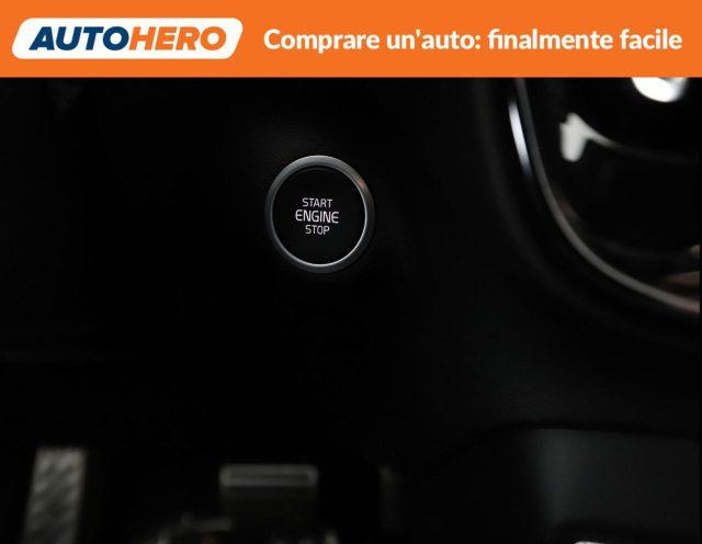 VOLVO XC40 T3 Geartronic R-design