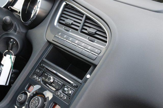 PEUGEOT 5008 1.6 HDi 115CV Business 7 POSTI