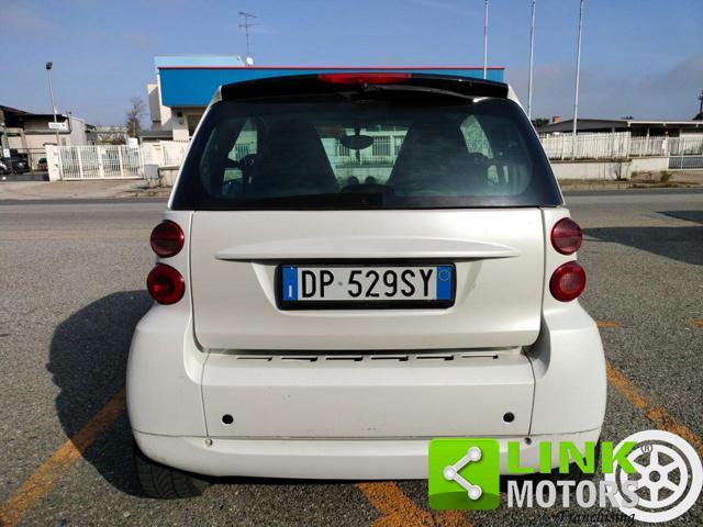 SMART ForTwo 1000 52 kW coupé passion