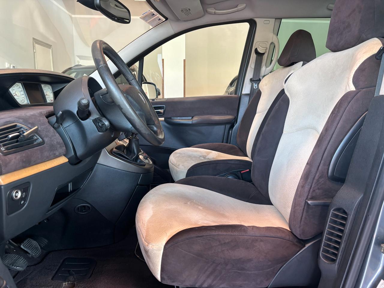 Lancia Phedra 2.0 MJT 136 CV Platino