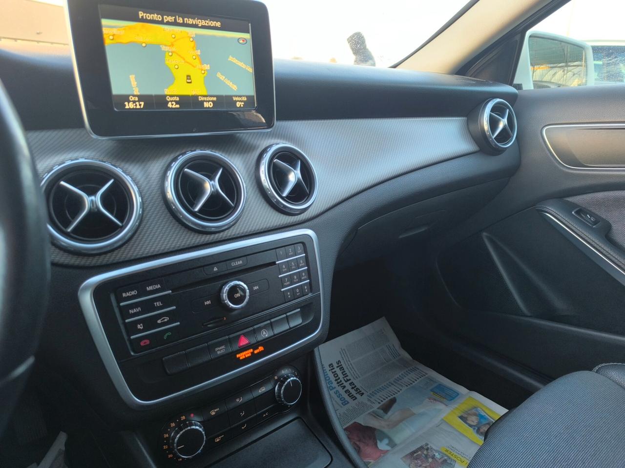 MERCEDES GLA SPORT 180 CDI AUTOMATICO DUE PROPIETARI