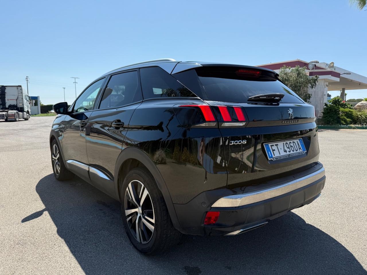 Peugeot 3008 BlueHDi 130 S&S EAT8 Allure