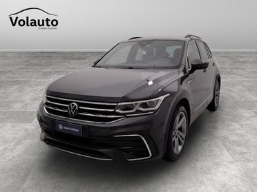 VOLKSWAGEN Tiguan II 2021 - Tiguan 2.0 tdi R-Line 150cv dsg
