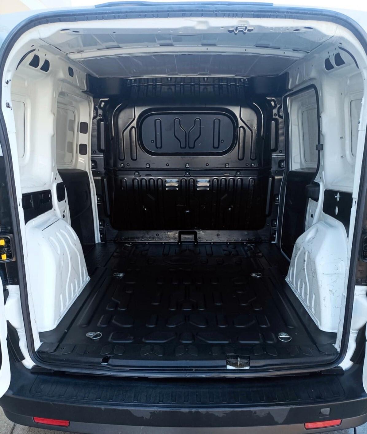 Fiat Doblo Doblò 1.4 T-Jet 16V Natural Power Lounge