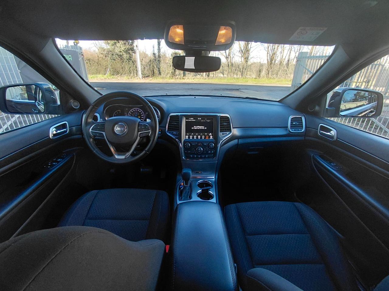 Jeep Grand Cherokee 190cv Laredo garanzia 12 mesi