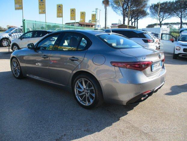 Alfa Romeo Giulia 2.2