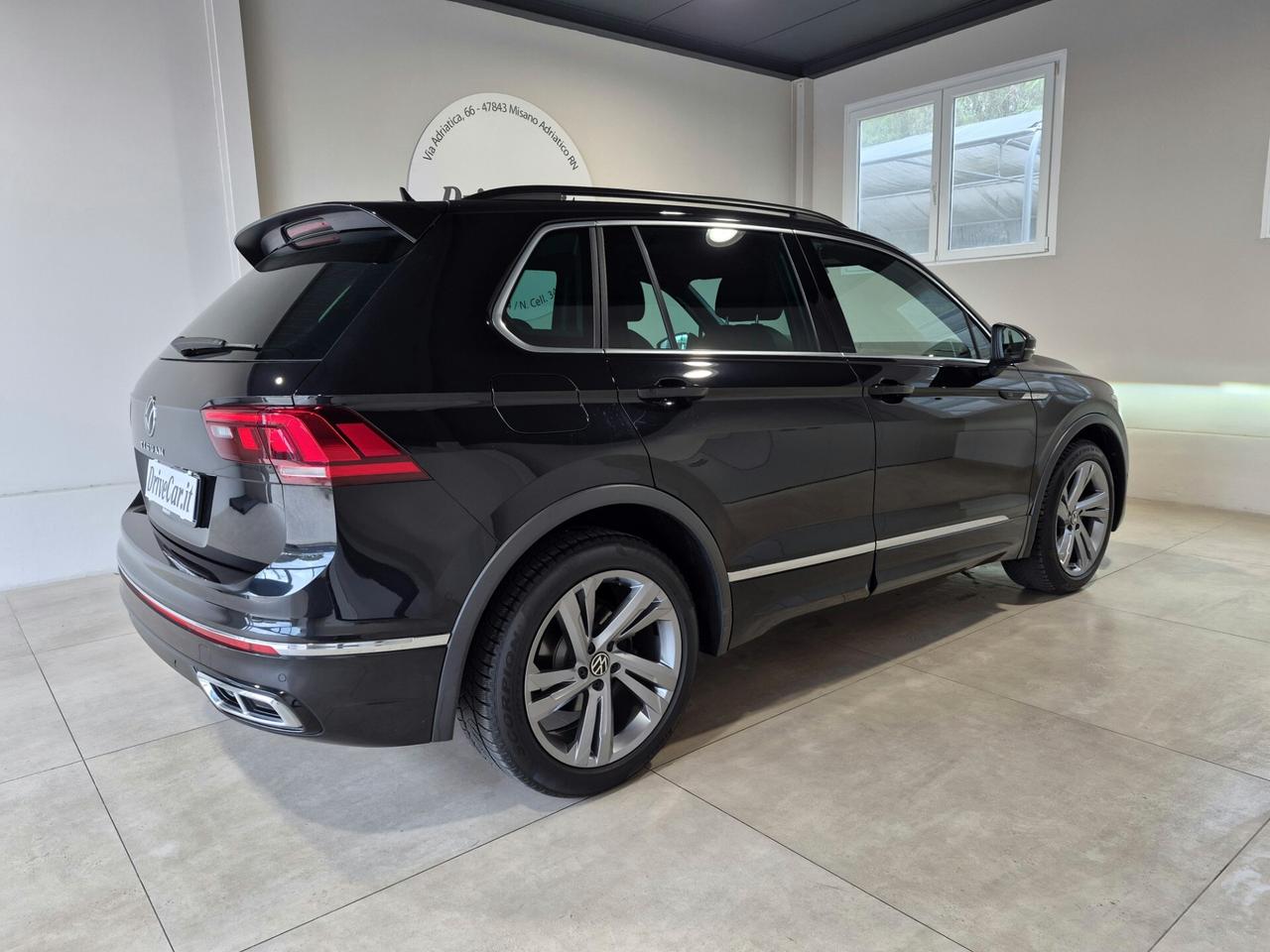 Volkswagen Tiguan 2.0 TDI 150 CV SCR DSG R-Line