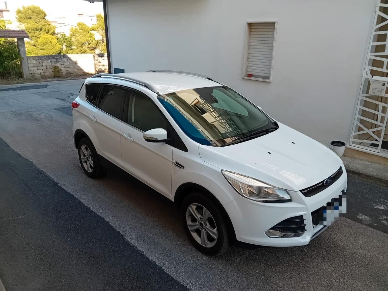 Ford Kuga 2.0 TDCI 120 CV S&S 2WD Titanium