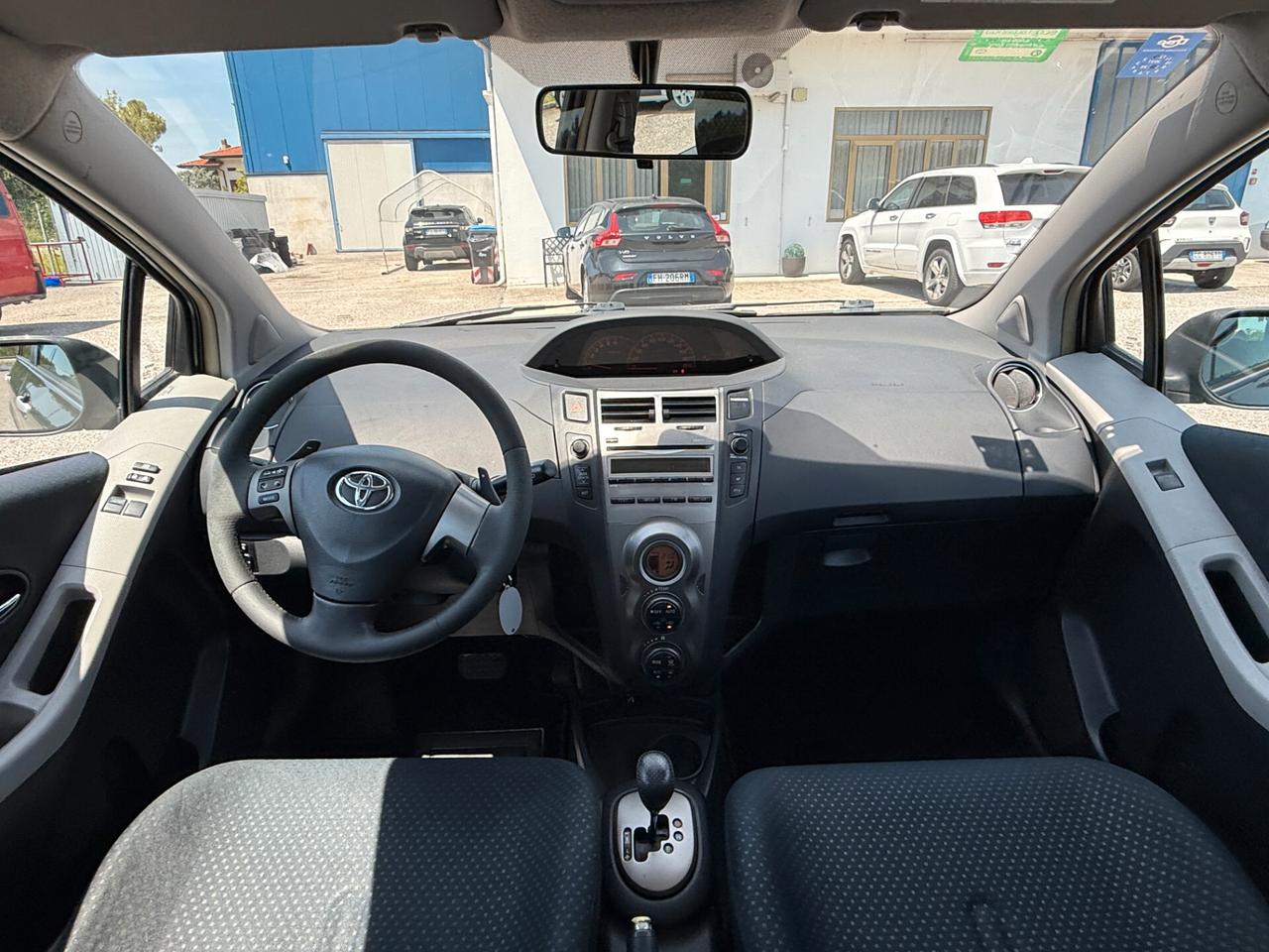 Toyota Yaris 1.3 5 porte M-MT Sol