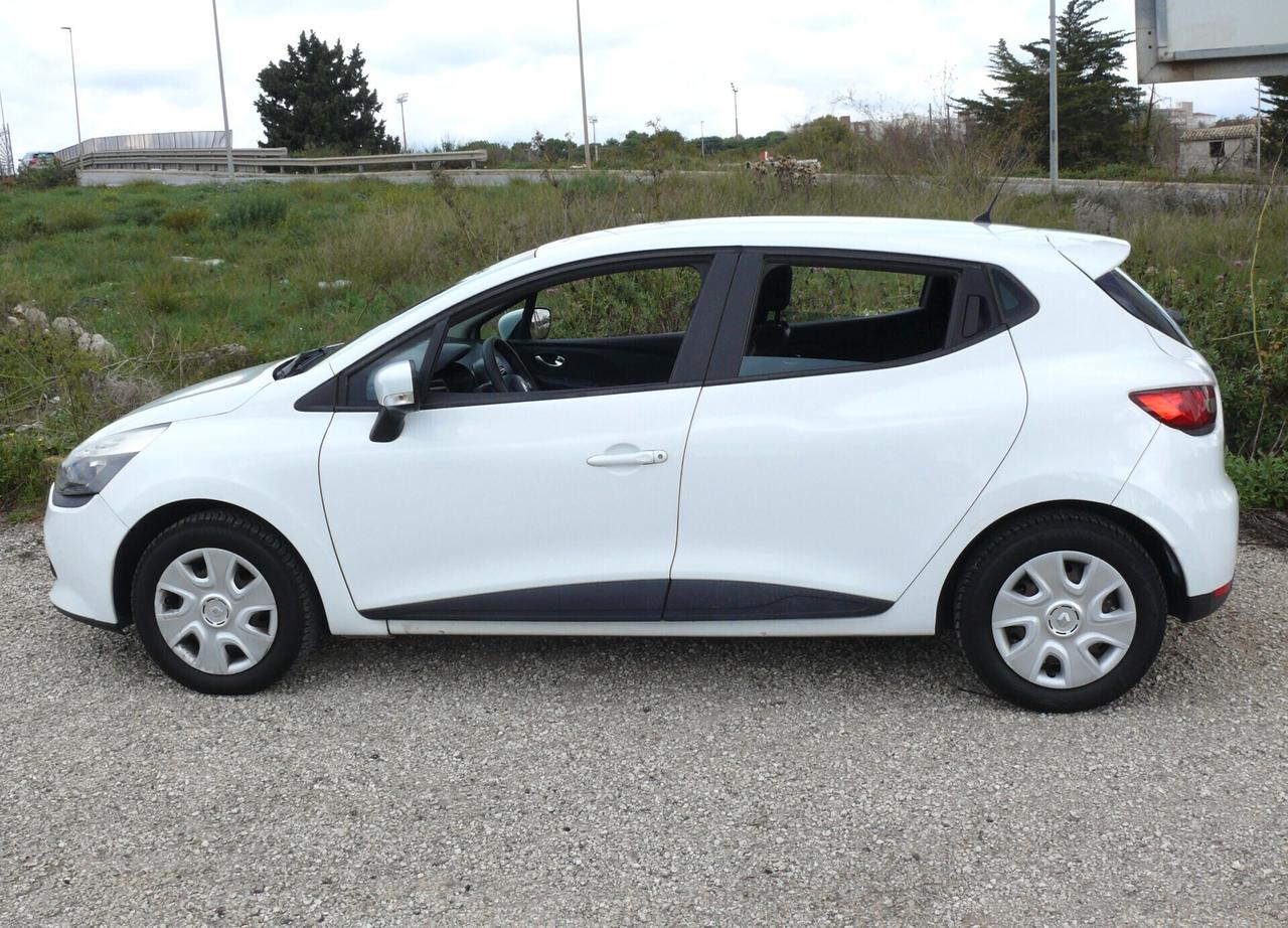 Renault Clio GPL 5 porte (M1227)