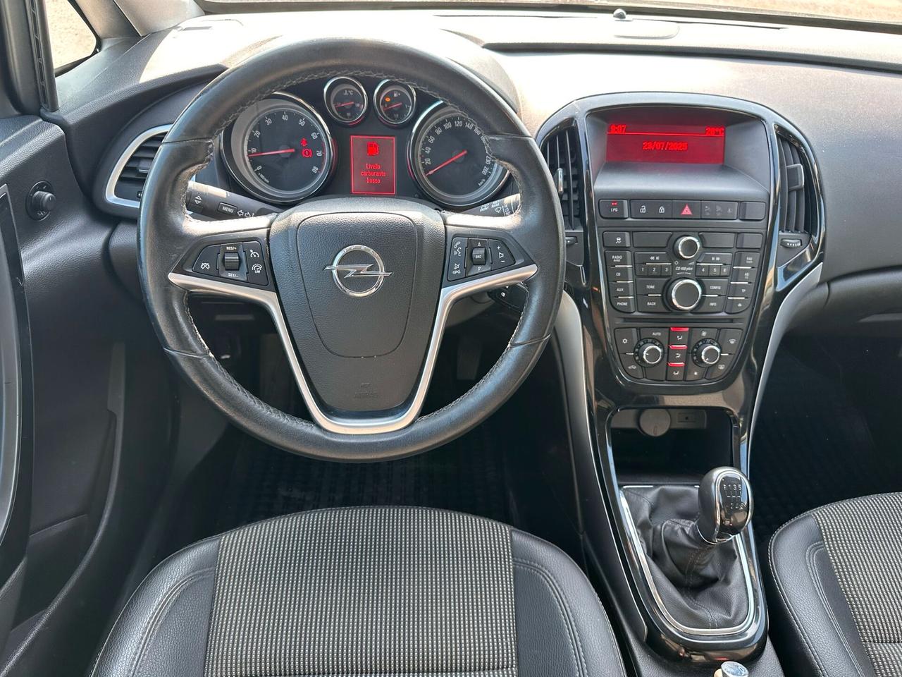 Opel Astra 1.4 Turbo 140CV 5 porte GPL Tech Cosmo