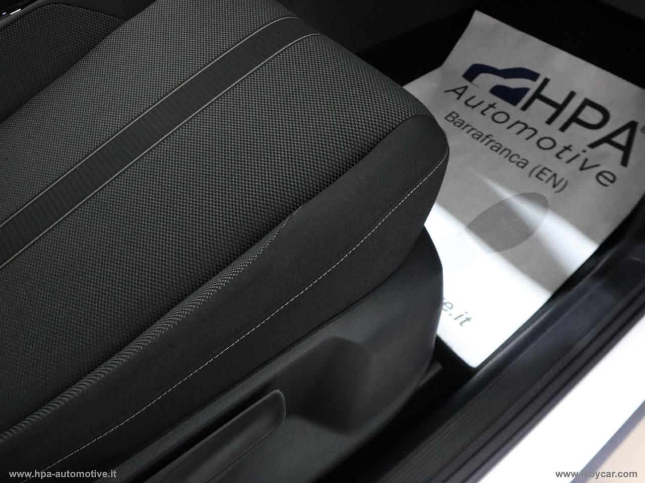 VOLKSWAGEN T-Roc 2.0TDI LED PARK ASSIST ACC