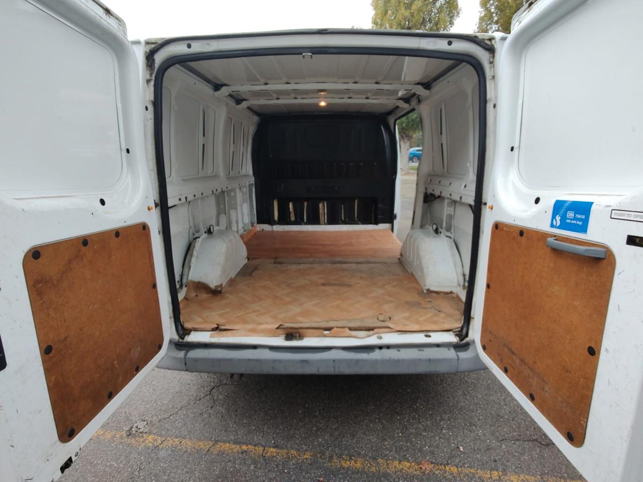 Ford Transit Connect Transit, OK NEOPATENTATI