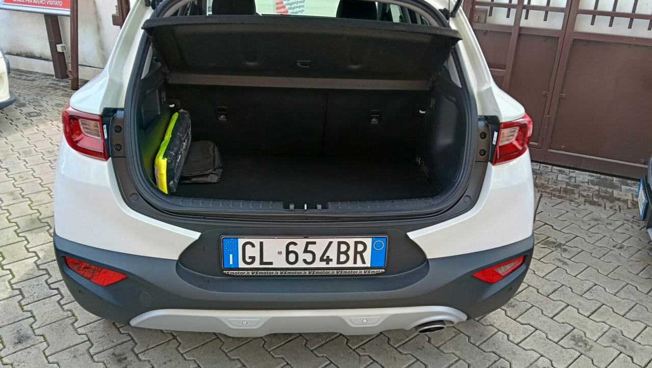 KIA STONIC 1.2 B/GPL-RETROC-KM 40.000