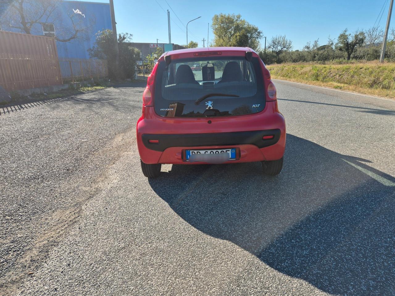 Peugeot 107 1.0 68CV 5p. Plaisir