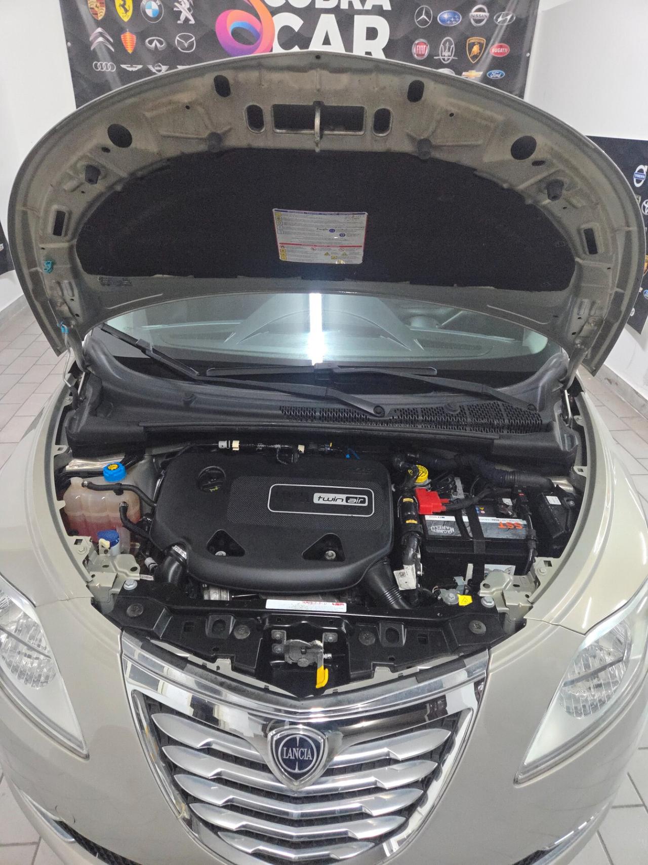 Lancia Ypsilon 0.9 TwinAir 85 CV 5 porte S&S Silver