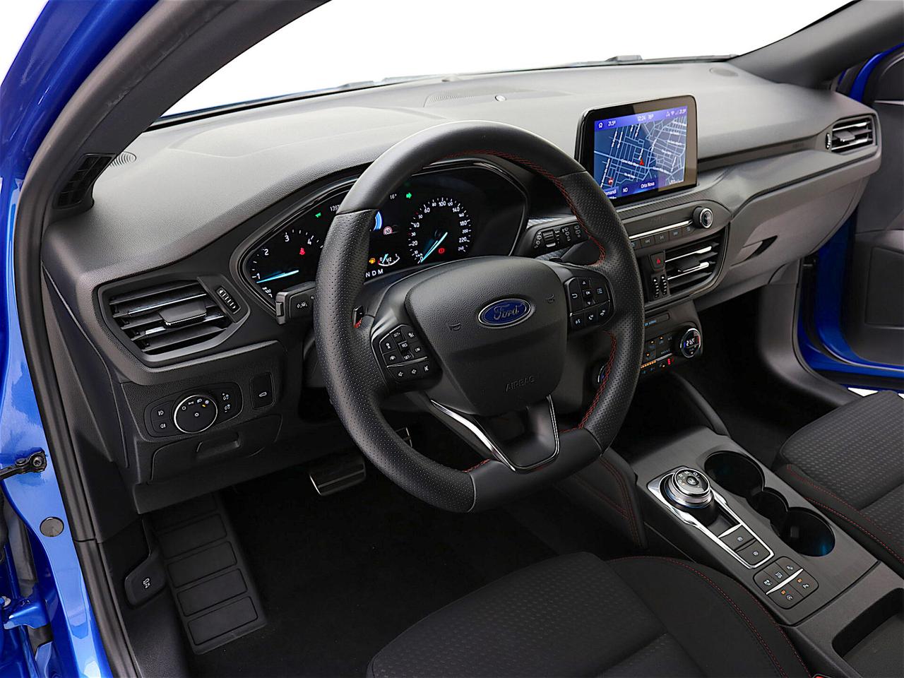 Ford Focus 1.5 EcoBlue ST-Line TETTO APRIBILE