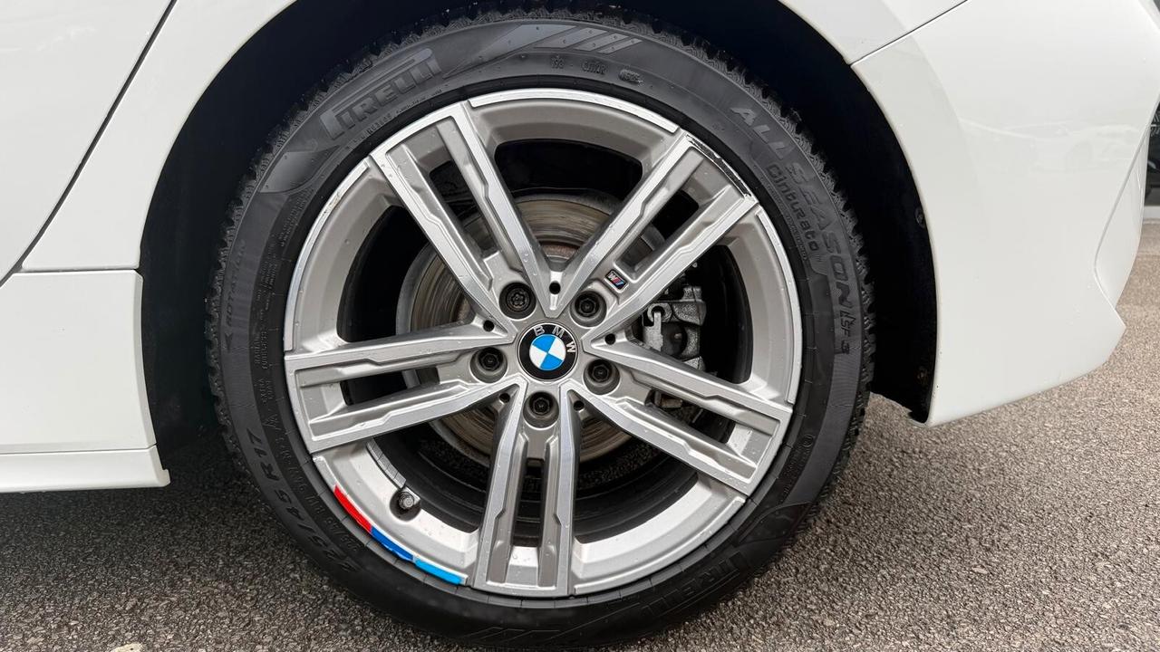 Bmw 116 116d 5p. Msport