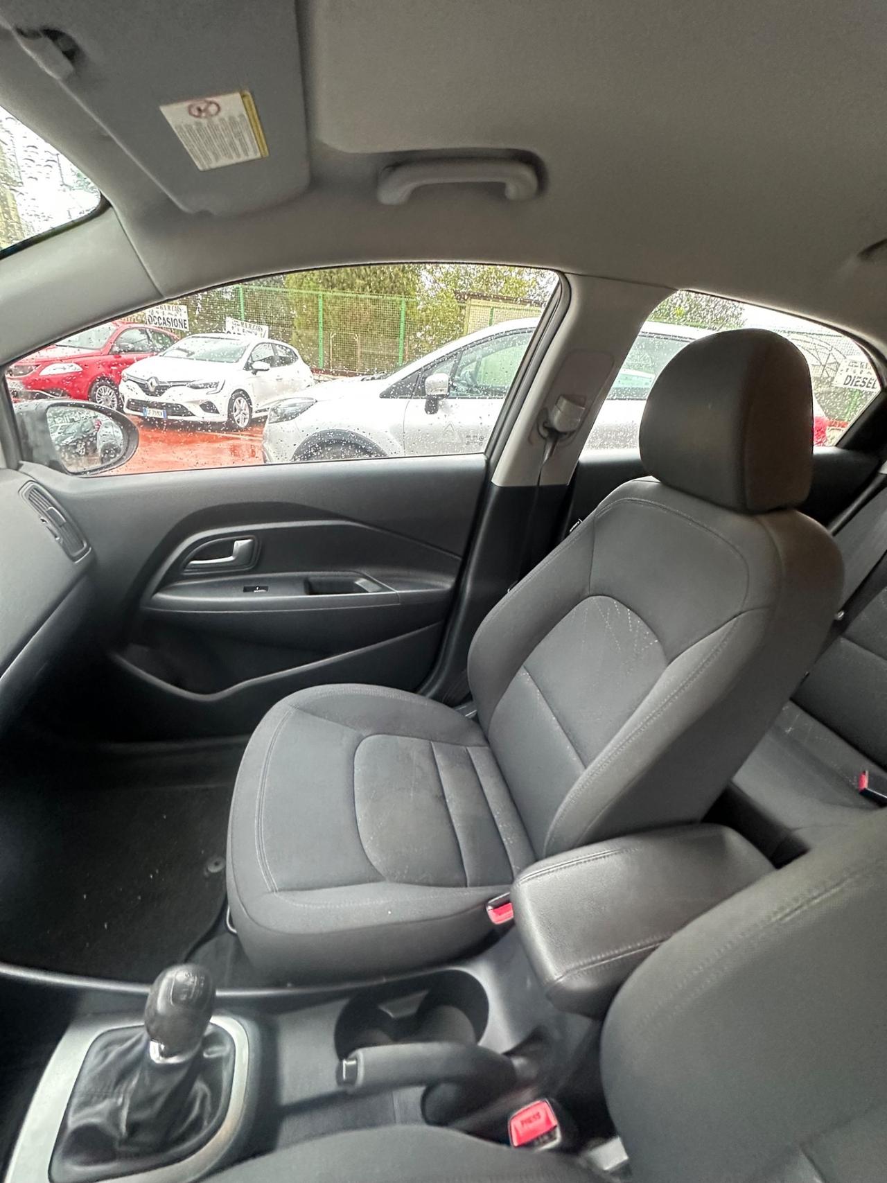 Kia Rio 1.1 CRDi WGT 5p. EX