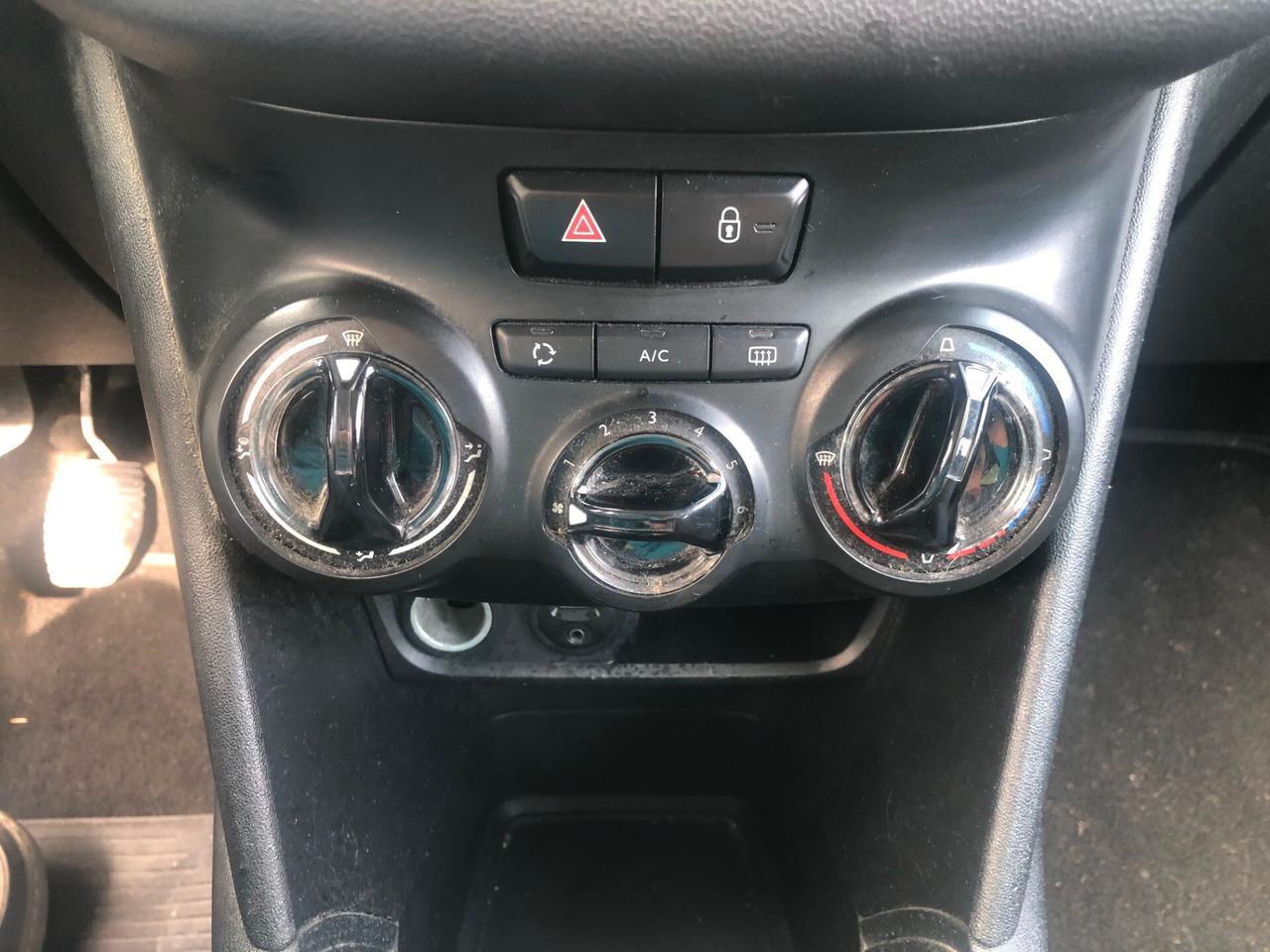 Peugeot 208 1.4 HDi 68 CV 5 porte Active