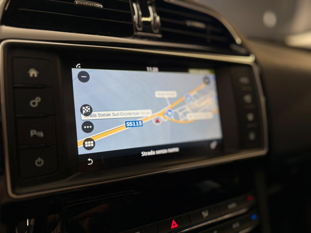 Jaguar F-Pace 3.0 D 300 CV AWD R-Sport