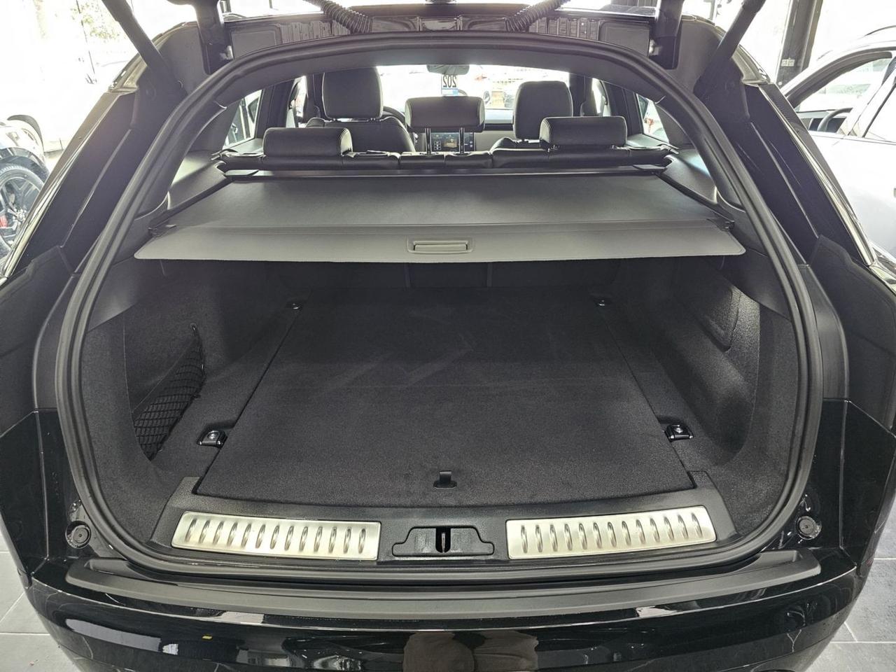 Land Rover Range Rover Velar Dynamic SE Tetto C.21 Navi ACC BlackPack