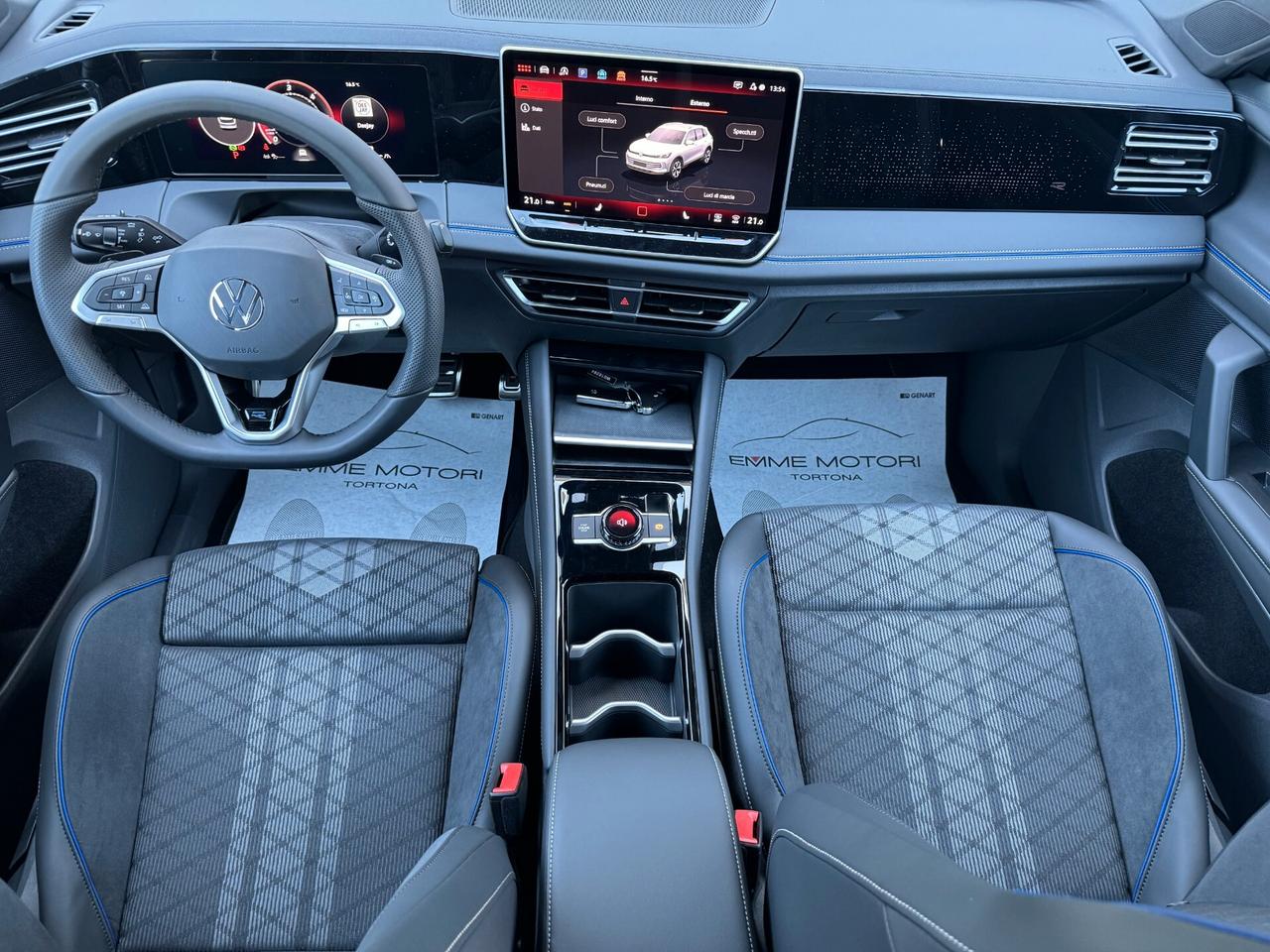 Volkswagen Tiguan 2.0 tdi R-Line Plus 150cv dsg / NO VINCOLI
