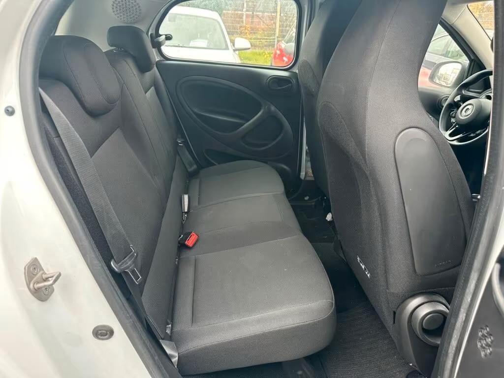 Smart ForFour 70 1.0 twinamic Youngster