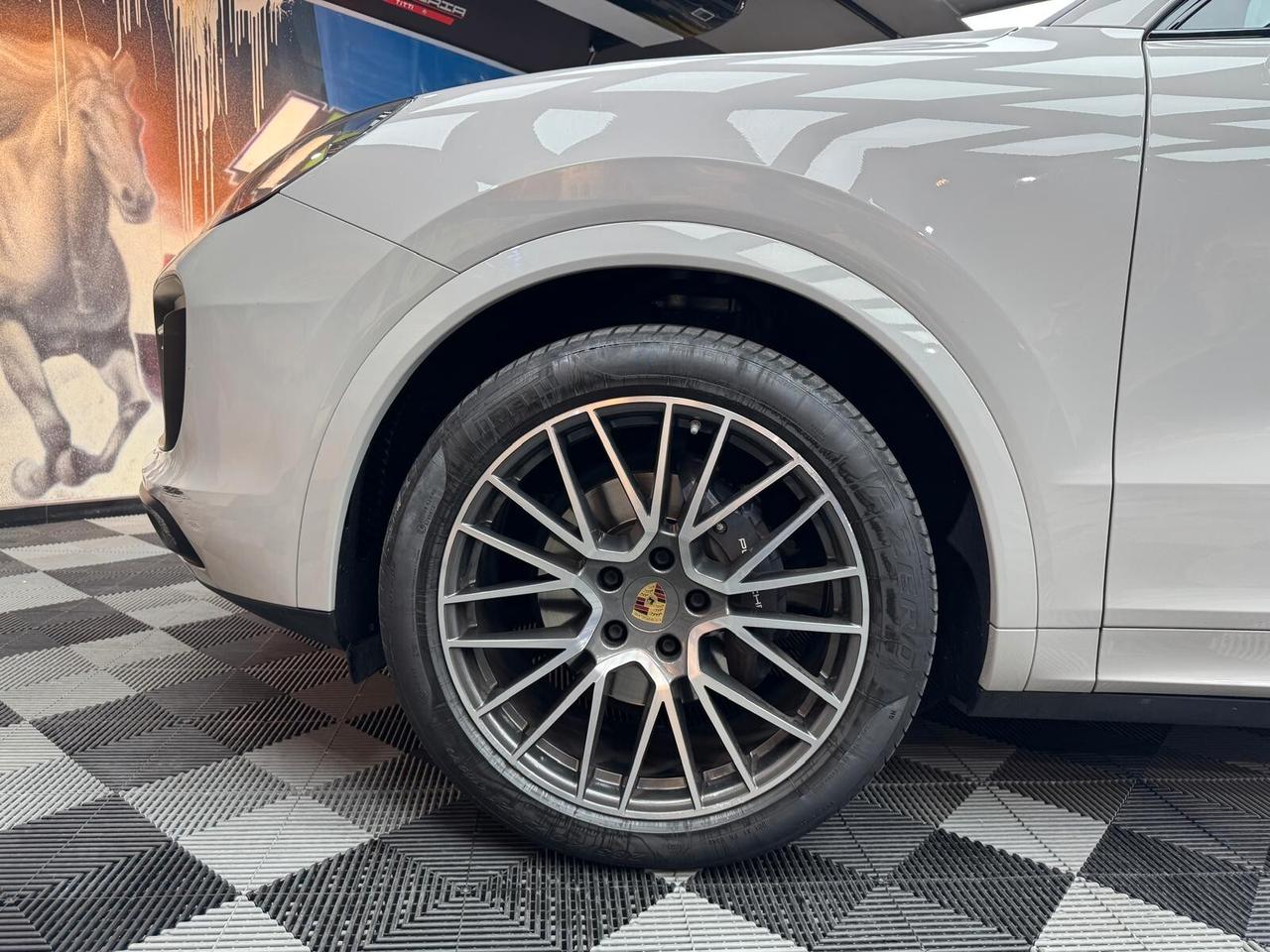Porsche Cayenne 3.0 V6 (001)
