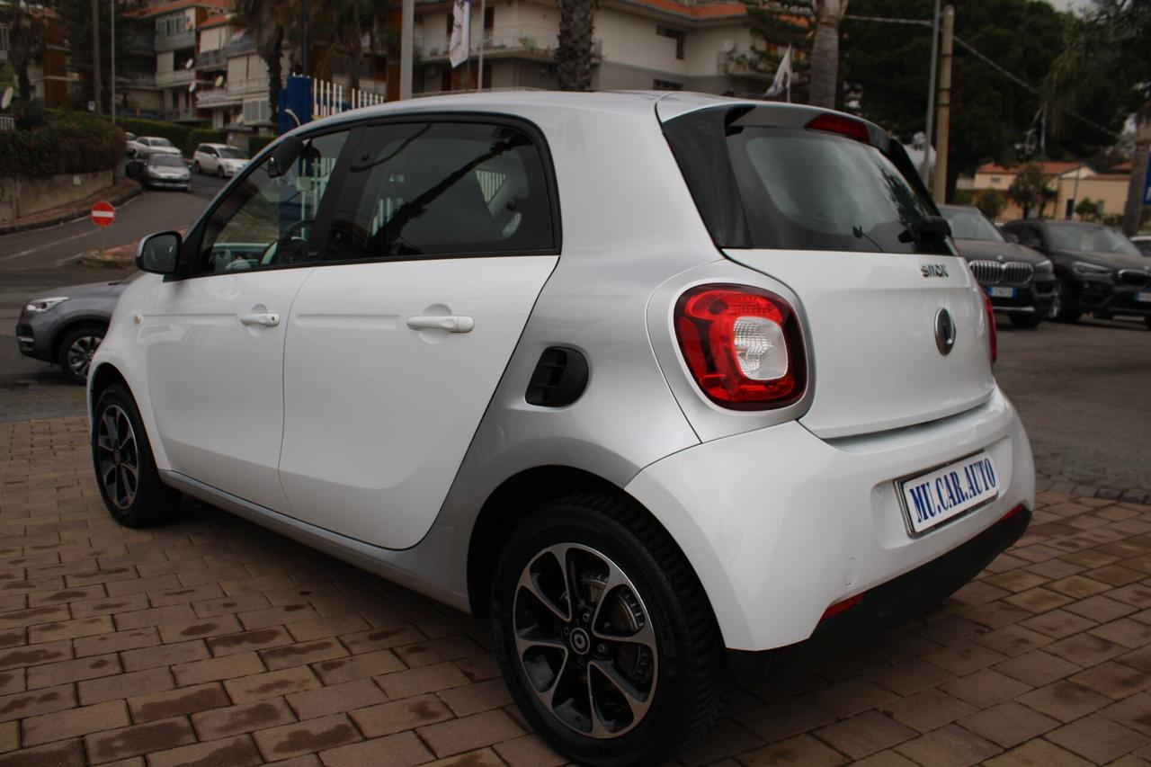 Smart ForFour 70 1.0 Prime