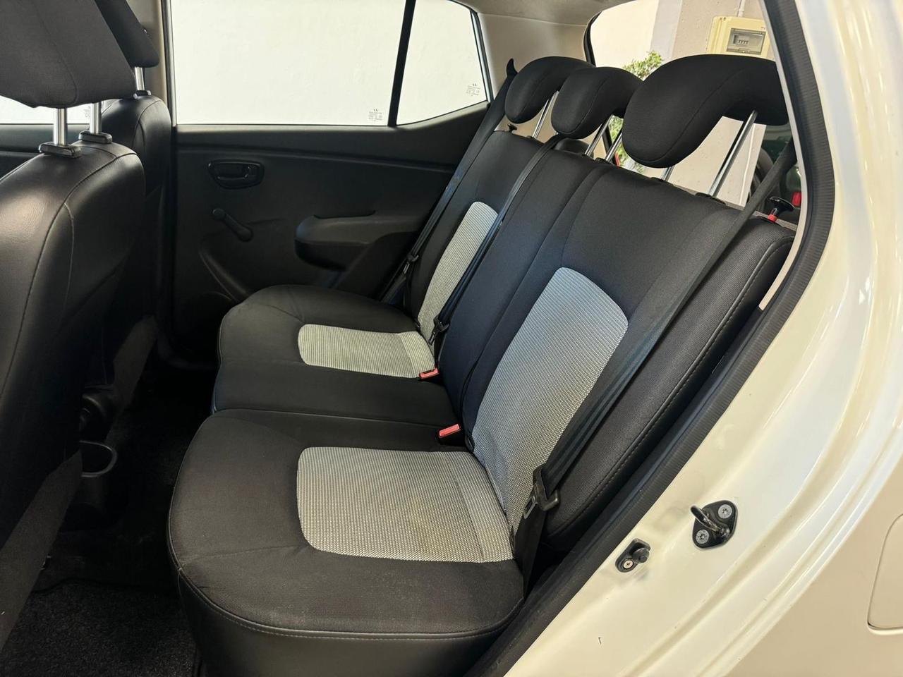 Hyundai i10 1.1 12V Sound Edition