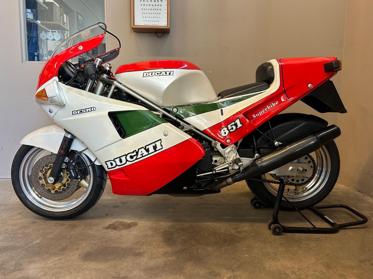Ducati 851 Tricolore