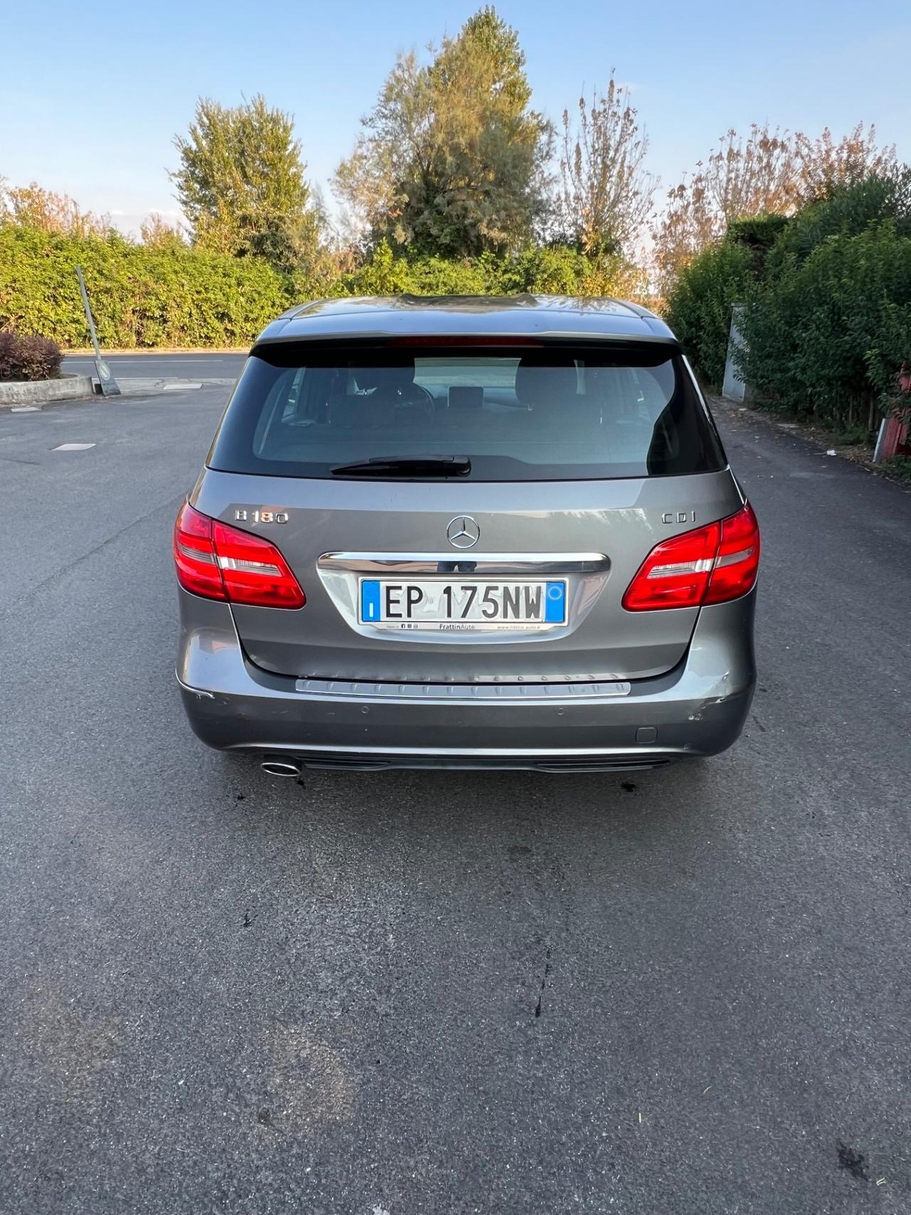 Mercedes-benz B 180 CDI BlueEFFICIENCY Executive