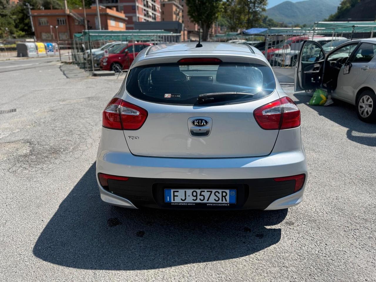 Kia Rio 1.2 CVVT 5p. Cool