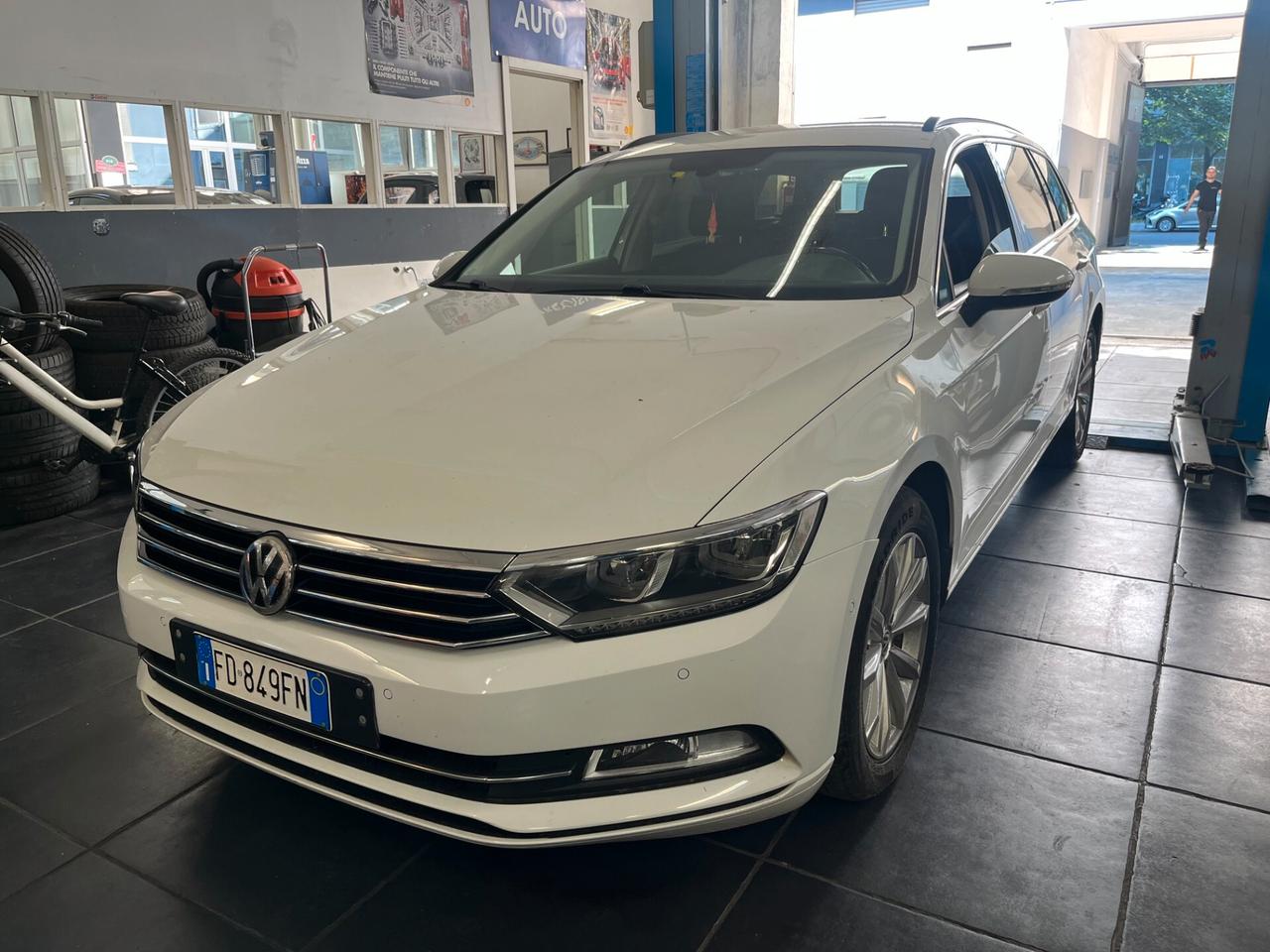 Volkswagen Passat Variant 1.6 TDI Trendline BlueMotion Technology