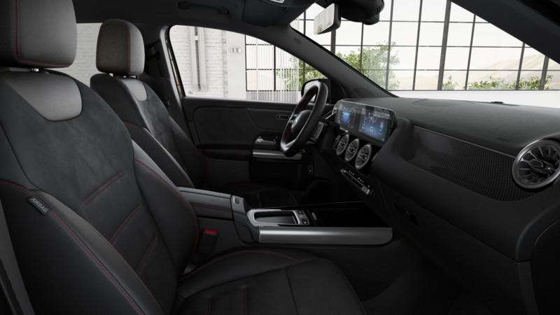 Mercedes-Benz GLA 180 Automatic AMG Line Advanced Plus