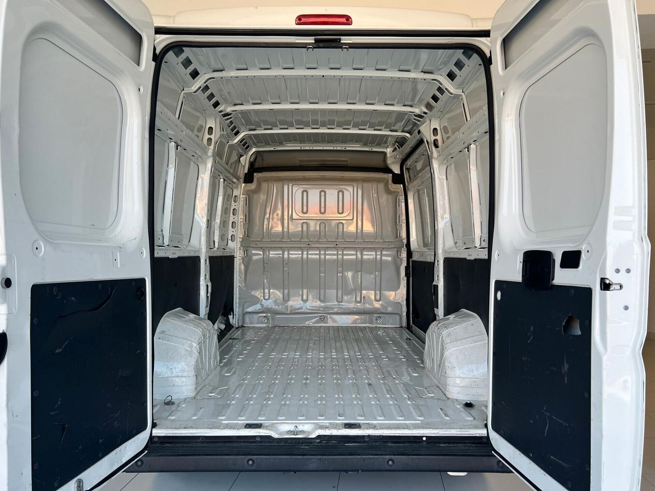 Peugeot Boxer 330 2.2 BlueHDi 140 S&S PM-TM Furgone